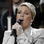 La cantante P!nk pospone parte de su gira por razones que «están fuera de su control»